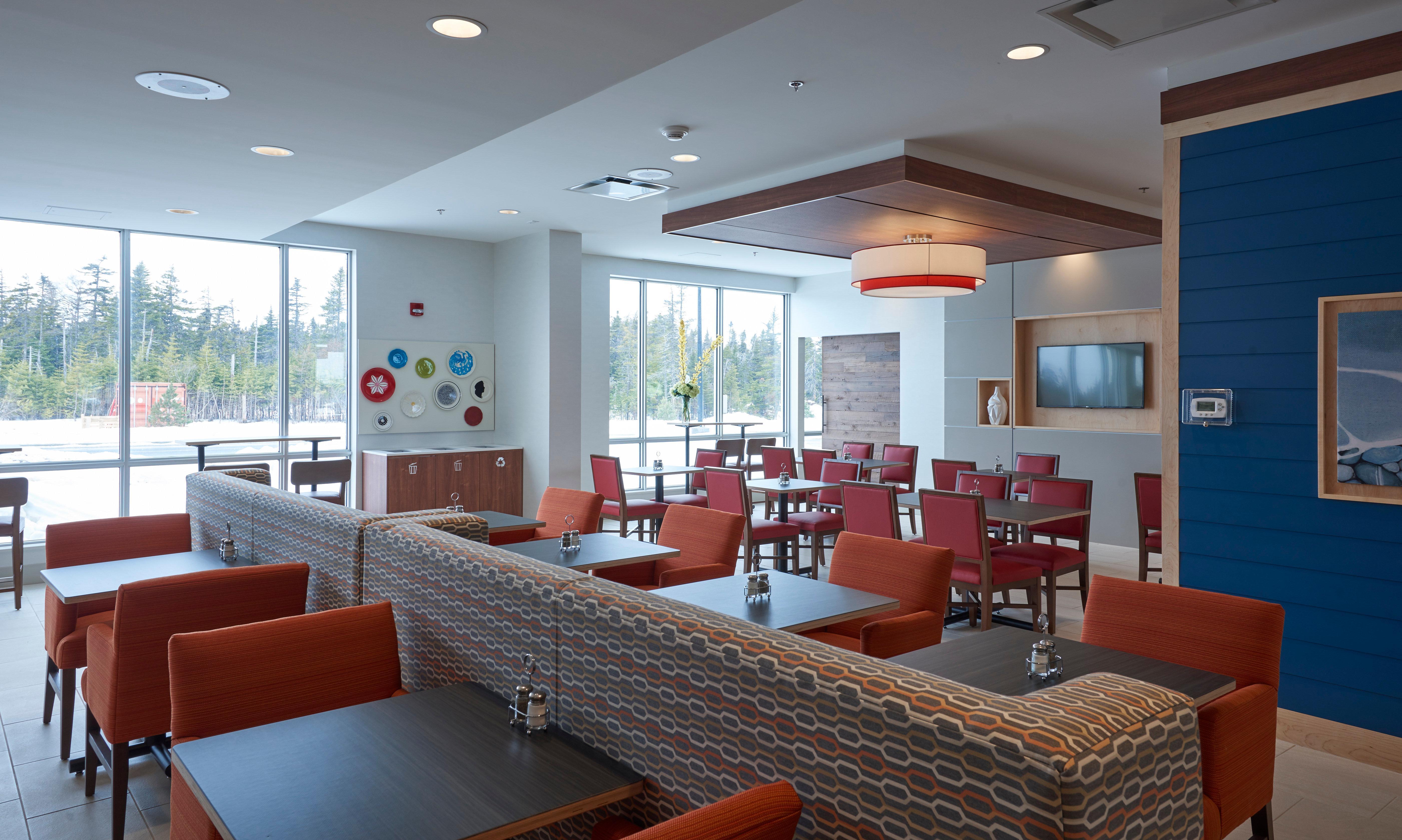 Holiday Inn Express & Suites St. John'S Airport By Ihg Экстерьер фото